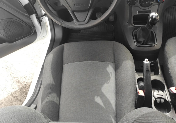 Ford Fiesta cena 32500 przebieg: 134000, rok produkcji 2015 z Brzozów małe 631